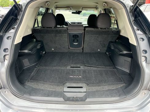 Used 2019 Nissan Rogue S w/ Special Edition Package AWD/4WD image 24
