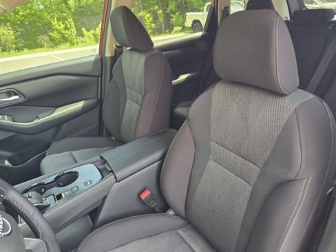 New 2026 Nissan Rogue SV FWD image 12