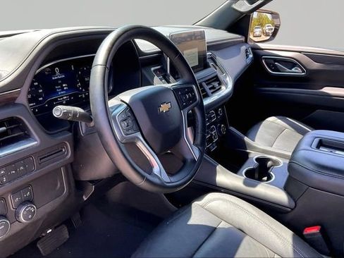 Used 2024 Chevrolet Tahoe LT RWD image 12