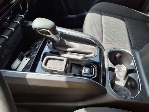 New 2025 GMC Canyon Elevation w/ Convenience Package image 15