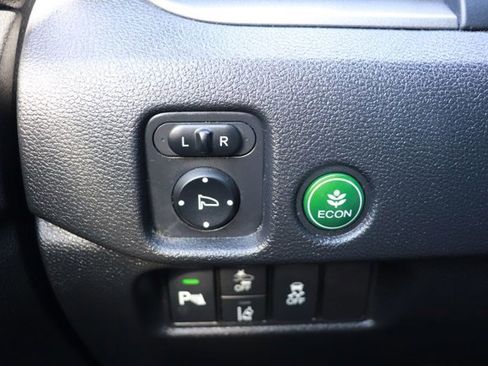 Used 2024 Honda Passport EX-L image 25