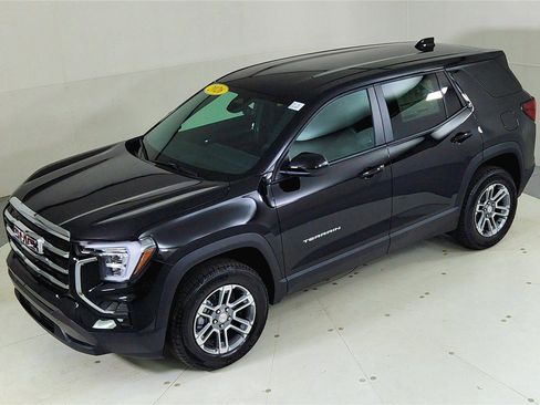 Used 2026 GMC Terrain Elevation image 18