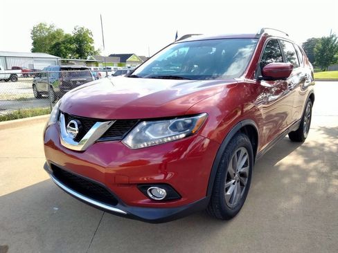 Used 2016 Nissan Rogue SL w/ SL Premium Package FWD image 1