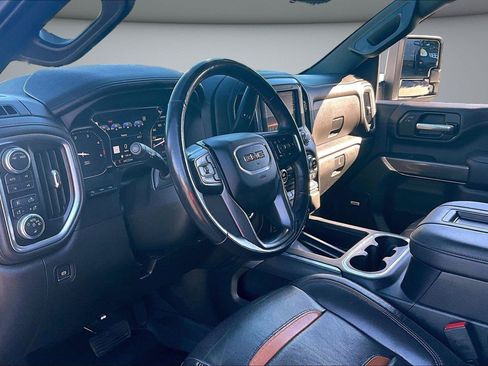 Used 2020 GMC Sierra 2500 AT4 w/ AT4 Premium Package AWD/4WD image 19