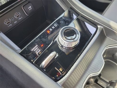 New 2025 Jeep Grand Cherokee Limited image 30