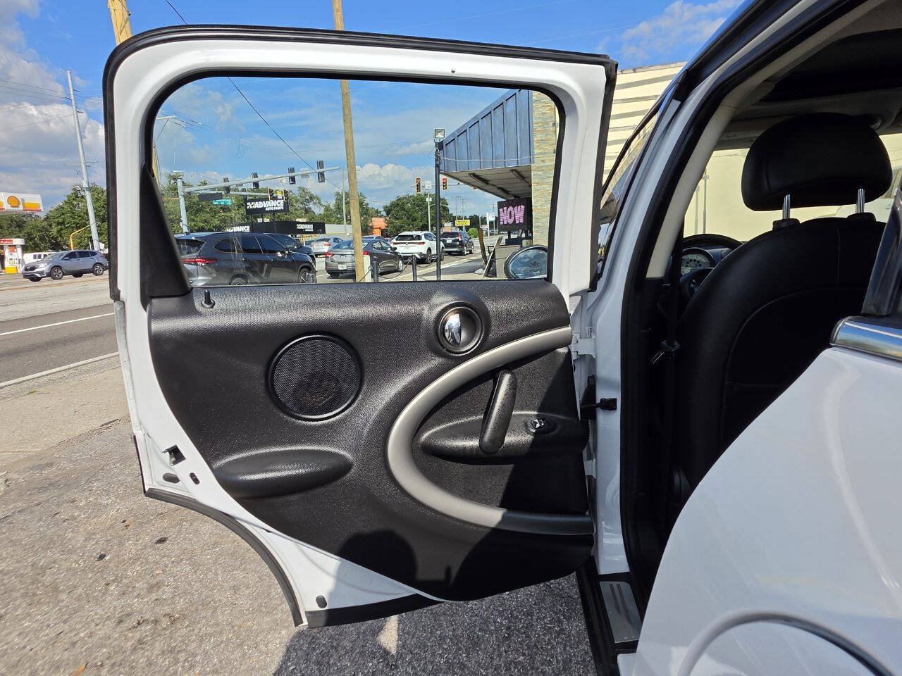 Used 2013 MINI Cooper Countryman FWD image 13