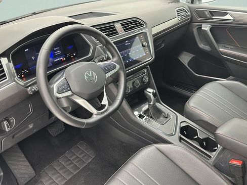 Used 2024 Volkswagen Tiguan Wolfsburg Edition FWD image 12