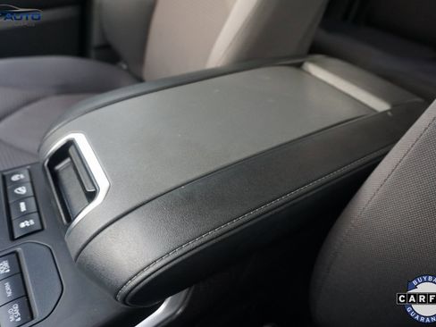 Used 2022 Toyota Highlander L image 39