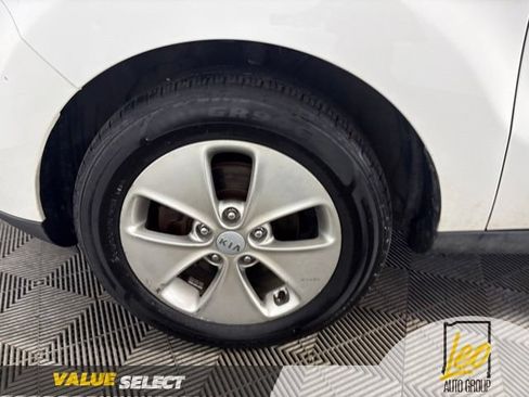 Used 2014 Kia Soul FWD image 18
