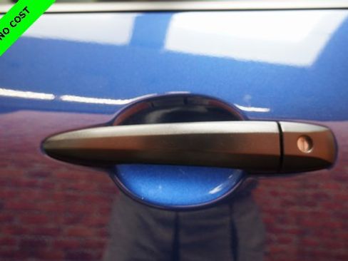 Used 2022 Nissan Rogue S image 74