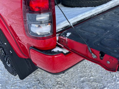 Used 2021 RAM 2500 Big Horn w/ Night Edition image 17