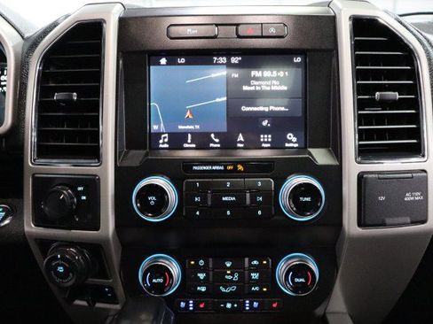 Used 2019 Ford F150 Lariat w/ Equipment Group 502A Luxury RWD image 60
