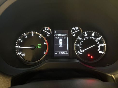 Used 2023 Lexus GX 460 w/ Black Line Special Edition AWD/4WD image 15