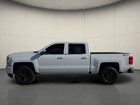 Used 2018 Chevrolet Silverado 1500 LT w/ All Star Edition image 4