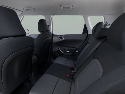 New 2025 Kia Soul LX image 18