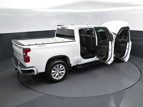 Used 2022 Chevrolet Silverado 1500 Custom w/ Safety Confidence Package image 50