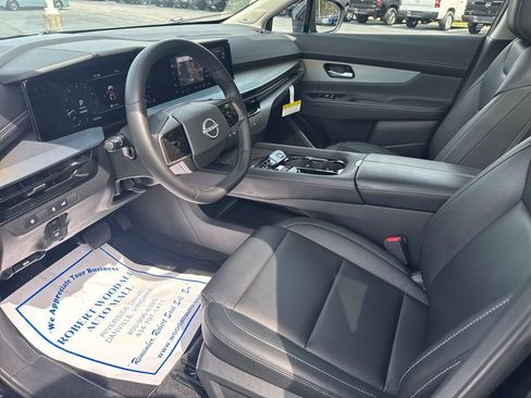 Used 2025 Nissan Murano SL AWD/4WD image 15