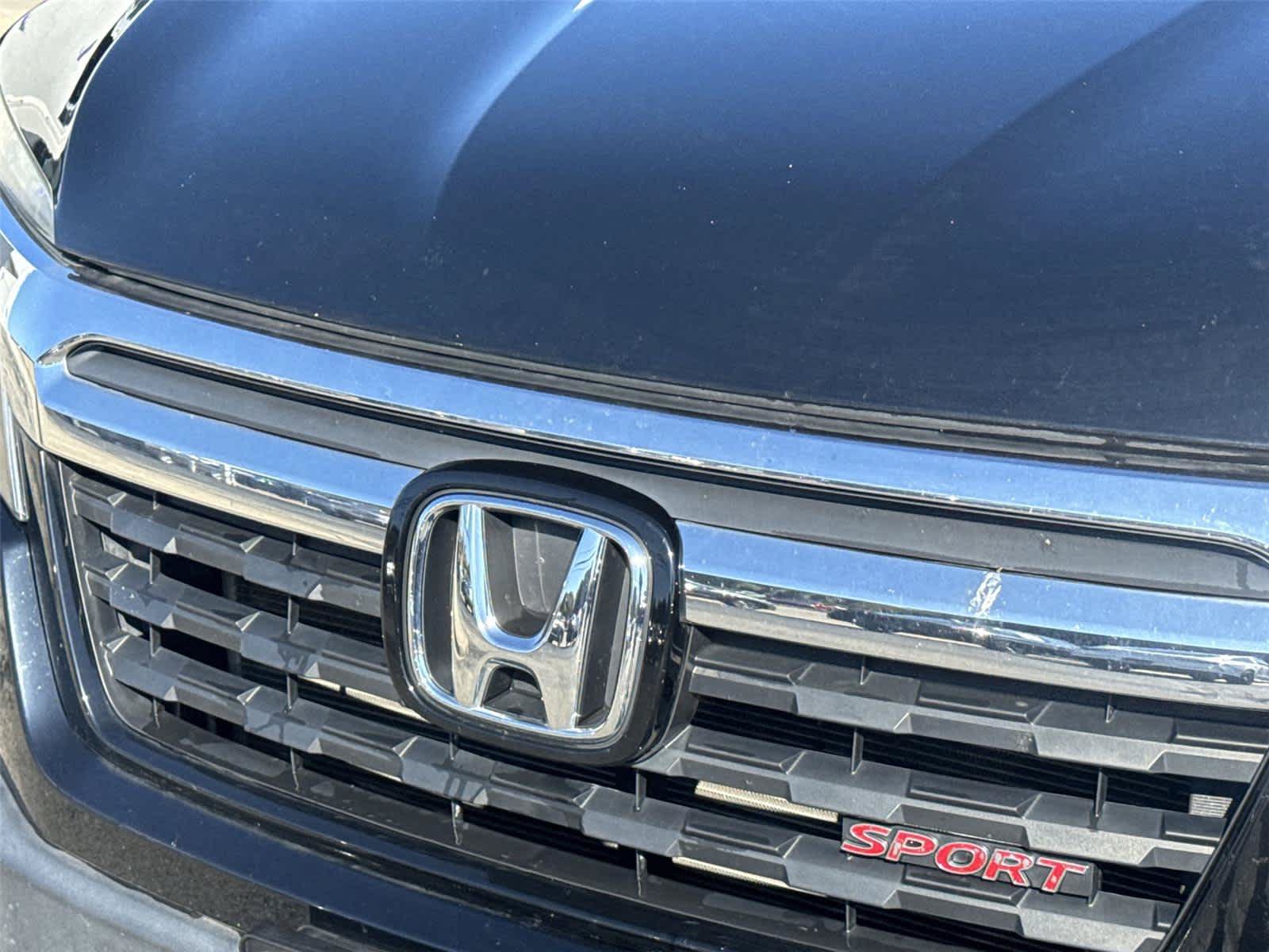Used 2017 Honda Ridgeline Sport image 10