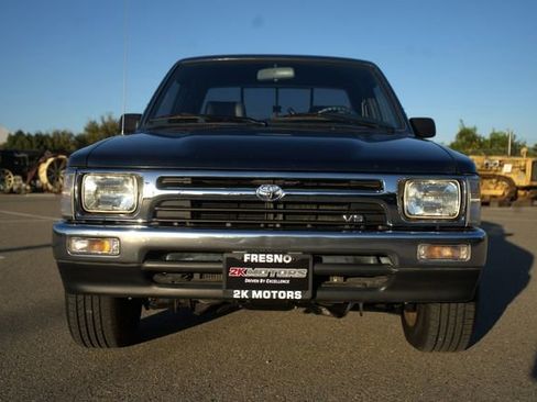 Used 1994 Toyota Pickup DX image 7