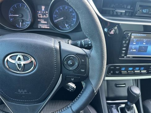 Used 2017 Toyota Corolla iM image 21