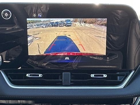 New 2026 Chevrolet Equinox LT w/ Convenience Package II image 18