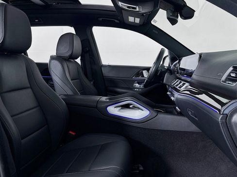 Certified 2023 Mercedes-Benz GLS 450 4MATIC image 8