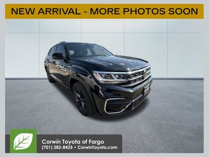 Used 2020 Volkswagen Atlas Cross Sport SE w/ Panoramic Sunroof Package