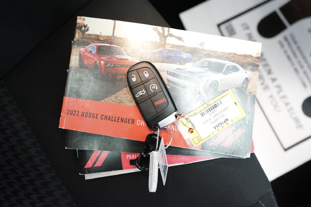 Used 2022 Dodge Challenger R/T w/ Performance Handling Group RWD image 57