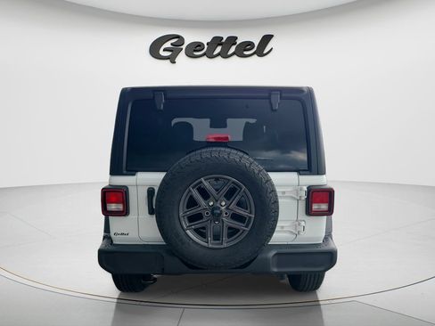 Used 2024 Jeep Wrangler Sport AWD/4WD image 5