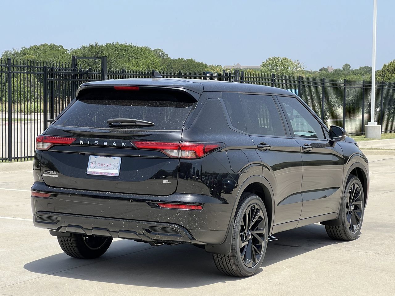 New 2026 Nissan Rogue SL AWD/4WD image 4