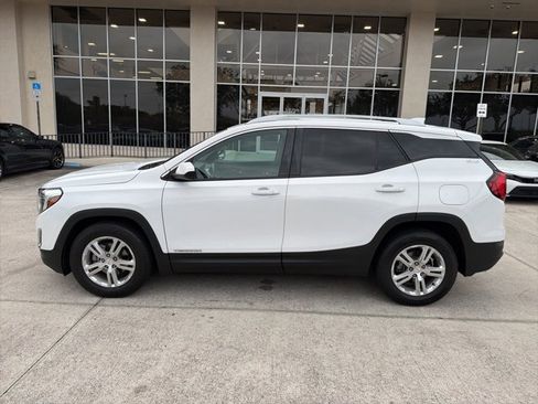 Used 2018 GMC Terrain SLE image 3