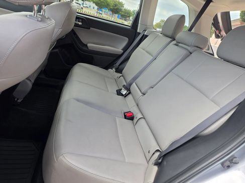 Used 2015 Subaru Forester 2.5i Limited AWD/4WD image 29