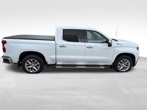 Used 2022 Chevrolet Silverado 1500 LTZ AWD/4WD image 5