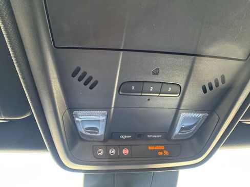 Certified 2024 Cadillac XT4 Luxury image 37