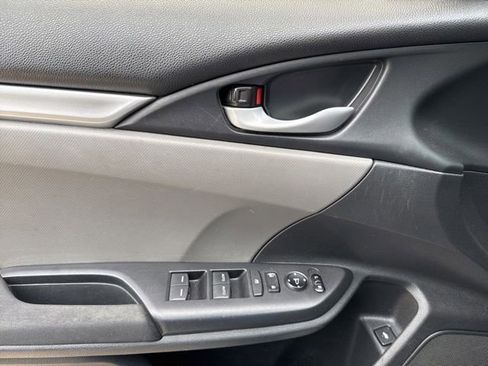 Used 2019 Honda Civic LX image 9