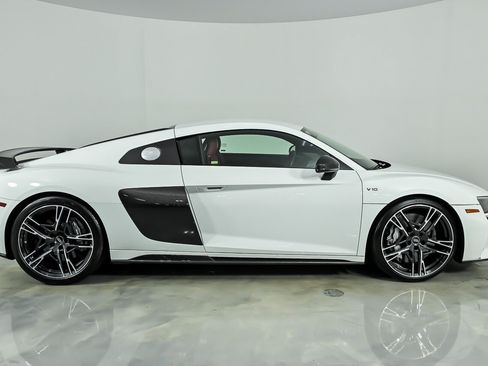 Used 2020 Audi R8 V10 performance AWD/4WD image 12