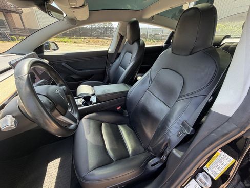 Used 2019 Tesla Model 3 Long Range RWD image 9