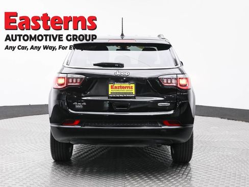 Used 2019 Jeep Compass Latitude w/ Cold Weather Group image 6