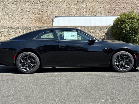 New 2025 Dodge Charger R/T w/ Quick Order Package 25M R/T image 2