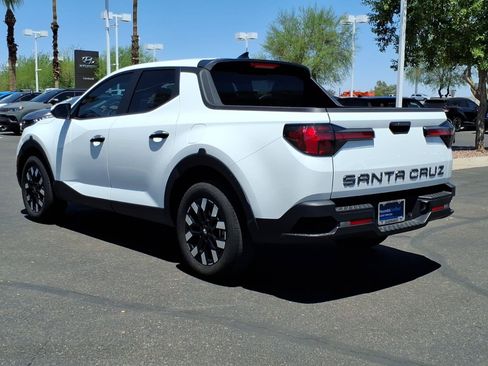 Certified 2025 Hyundai Santa Cruz SE FWD image 3