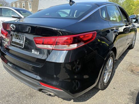 Used 2018 Kia Optima LX FWD image 6