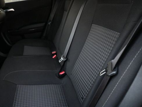 Used 2019 Dodge Charger R/T w/ Blacktop Package image 42