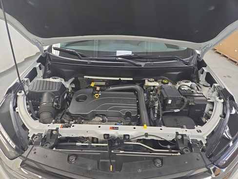 Used 2024 Chevrolet Equinox LT image 39