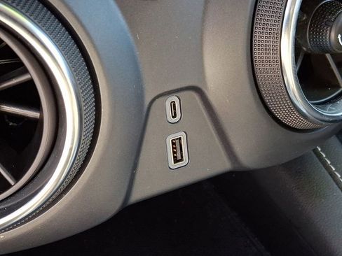 Certified 2025 Chevrolet Blazer LT image 25