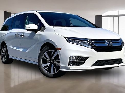 Used 2019 Honda Odyssey Elite image 3