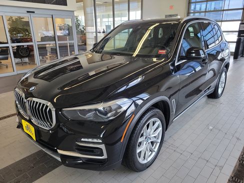 Used 2021 BMW X5 xDrive40i w/ Convenience Package image 1