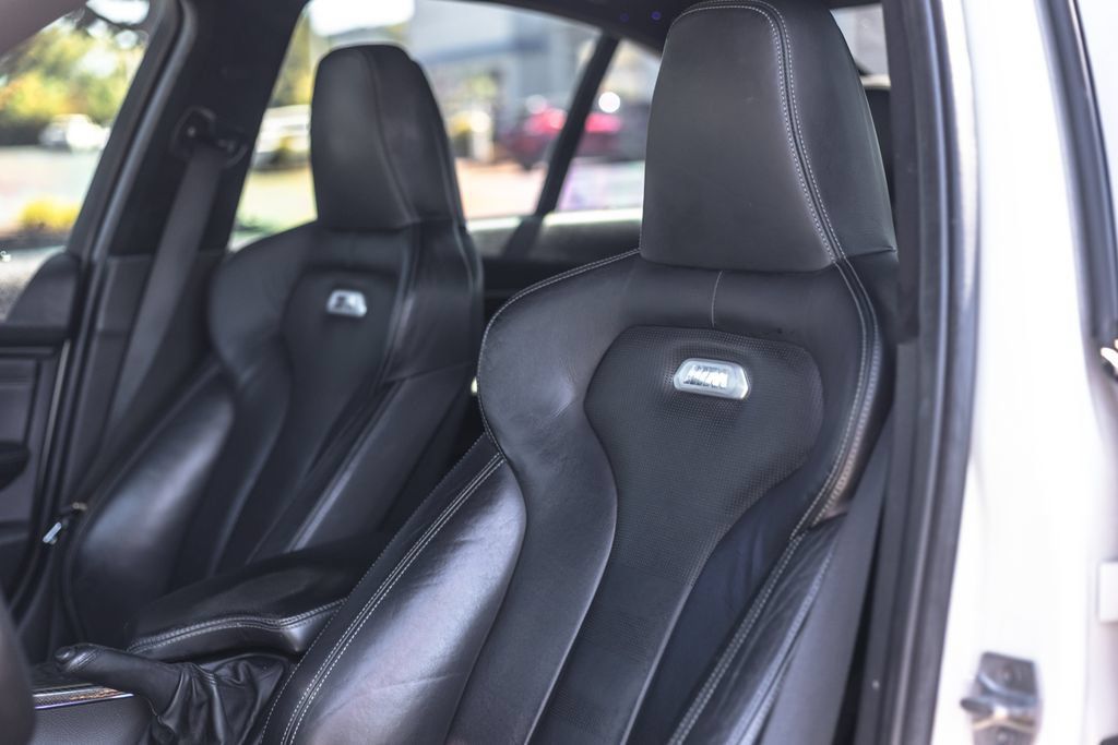 Used 2016 BMW M3 RWD image 10