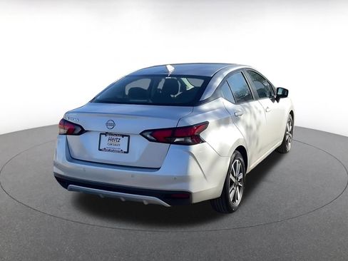 Used 2025 Nissan Versa SV image 14