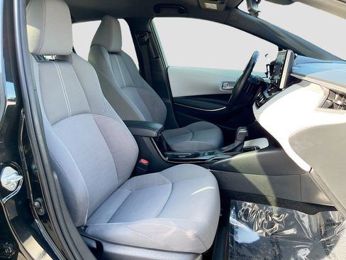Used 2020 Toyota Corolla SE image 28