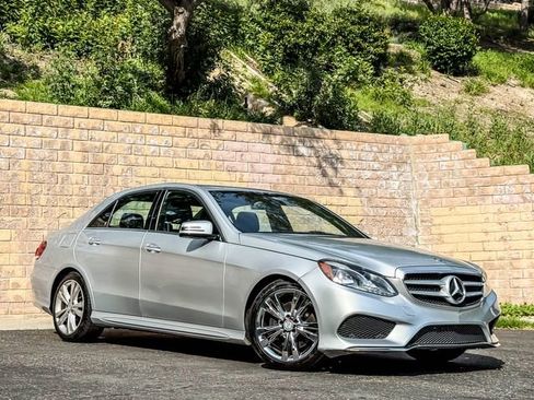 Used 2016 Mercedes-Benz E 350 Sedan image 12